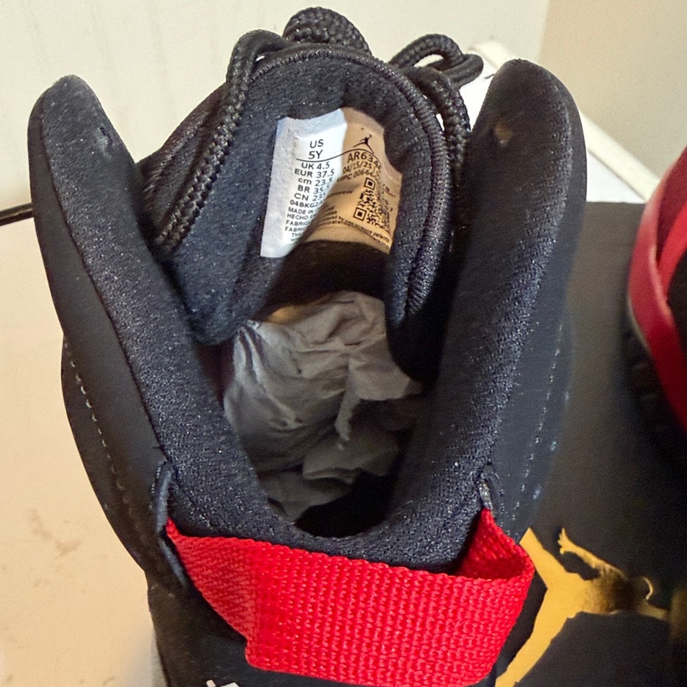 Jordan Lift off (GS) Black/Red Size 5Y. AR6346-002 - Picture 6 of 10